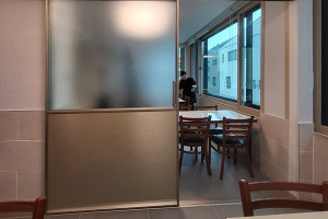 서초구 한정식 식당 중문 설치: 품격 있는 공간을 위한 시공 사례 분석